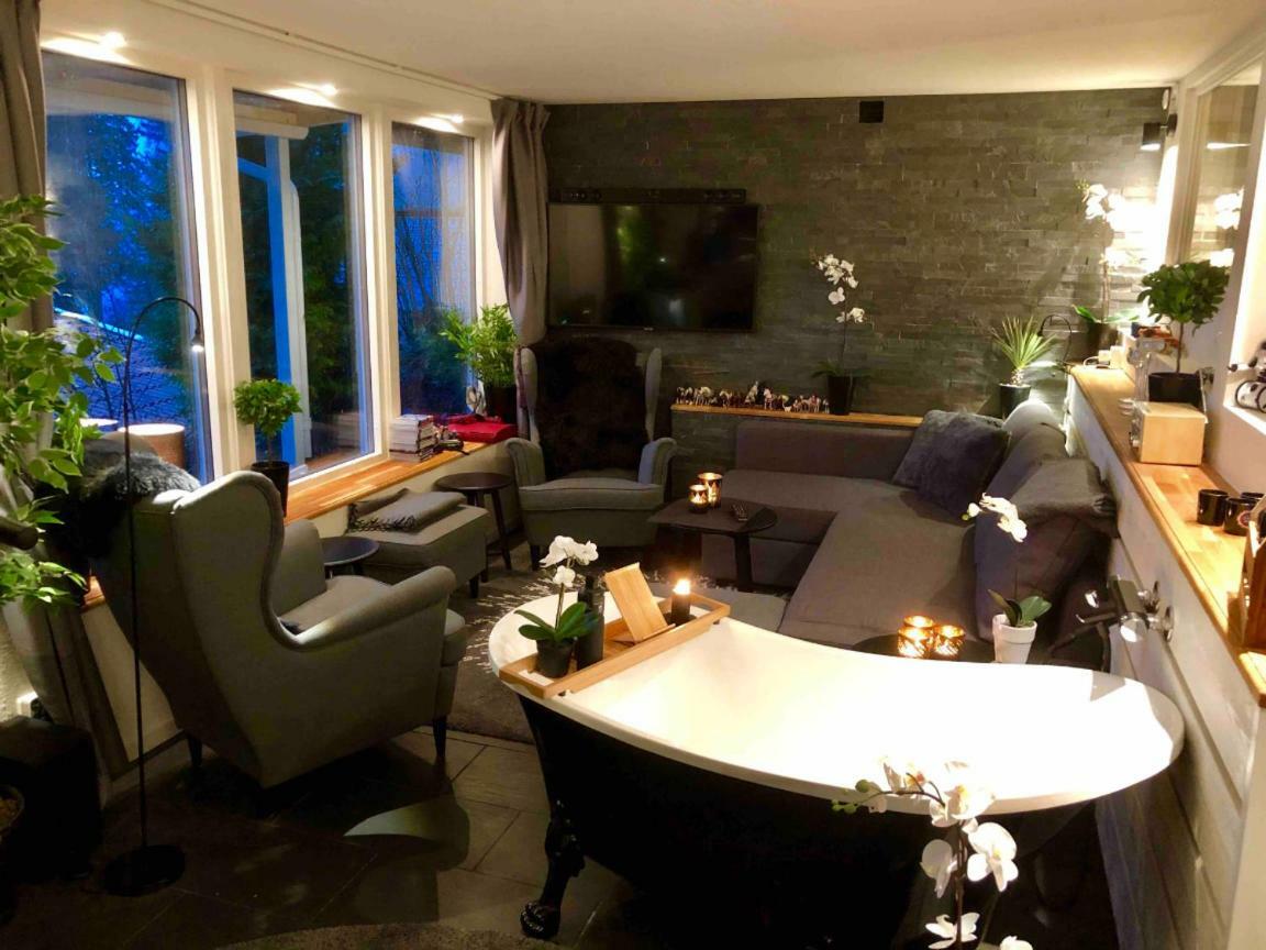 Lovely Studio Apartment Seaview & Private Sauna Lerum Dış mekan fotoğraf