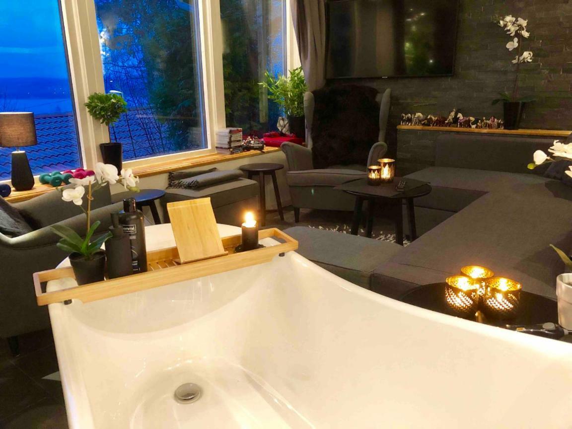 Lovely Studio Apartment Seaview & Private Sauna Lerum Dış mekan fotoğraf